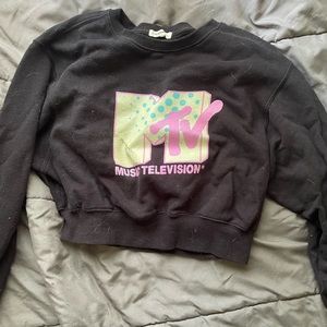 mTV crop top